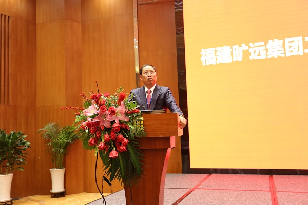 8、圖為集團董事長王子林發(fā)表總結(jié)講話.jpg